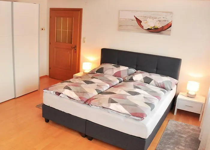 Vera * شارنيتز